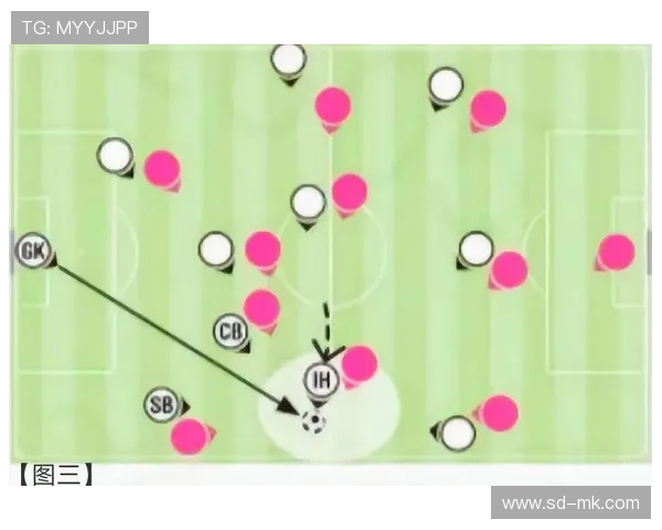 足球球星深陷赌博漩涡引发体育界震动与职业生涯巨大危机